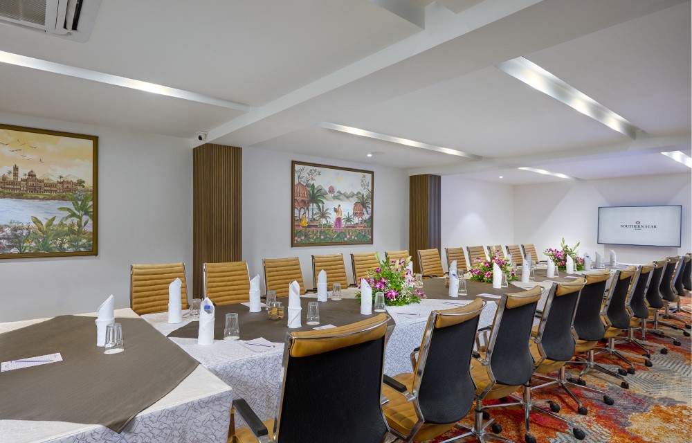Paradise Hotel