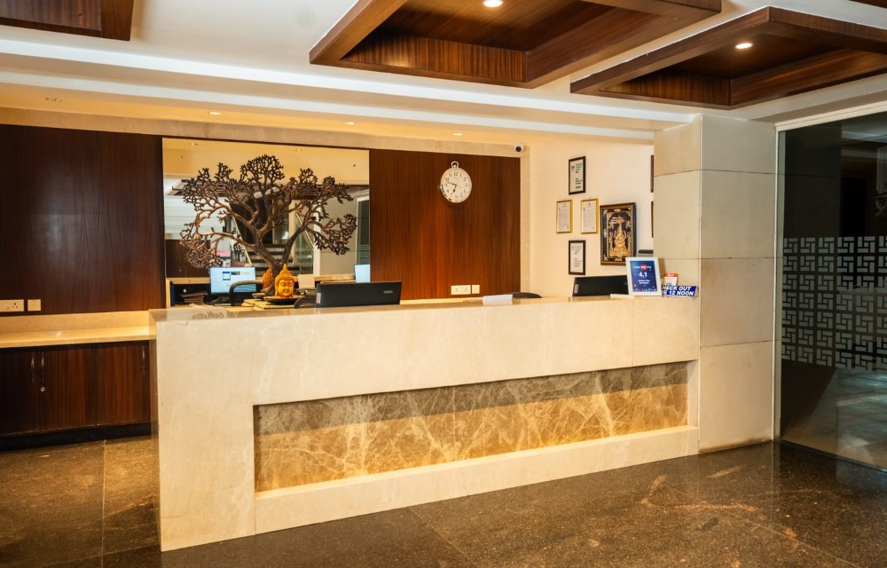Paradise Hotel